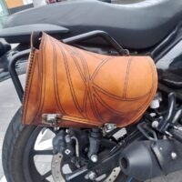 Alforja lateral de cuero Pirograbado para moto
