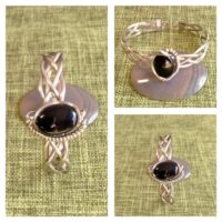 Pulsera de metal trenzado con obsidiana