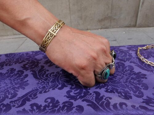 Pulsera dorada con cenefa trenzada